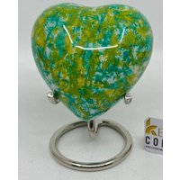 Keepsake Company's Herzförmige Urne in Multicolor Für Menschliche Asche - Perfekt Erwachsene Und Kleinkinder von KeepsakeCompanyStore