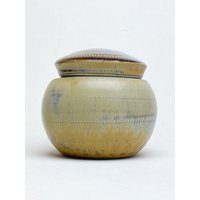 Kleine Feuerbestattungsurne-Tierurne - Urne Für Menschliche Asche Handgemachte Keramik Feuerbestattungsurne- 13 X 10 cm Fassungsvermögen Ca. 40 von KentHarrisPottery