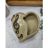 Herz Keramik Musik Notenschlüssel Haustür Pflanzen Garten Natur Willkommen Landhausstil Rustikal Einzigartig Handgemacht Handgetöpfert von KeramikArtAnnett