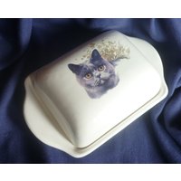 Butterdose Mit Einer Bkh Oder Kartäuser Katze Butterdose Mit Einer Bkh Oder Kartäuser Katze von KeramikarteSigrun