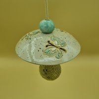 Meisenknödelhalter Schmetterling - Frostfest von Keramikstuebchen