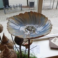 Blüte Nr. 328 , Vogel-/ Insektentränke, Dekoration, Unikat, Handarbeit, 16 cm X 8 | D H von Keramikunikate