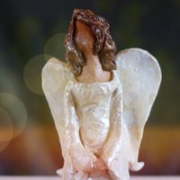 Schutzengel Keramik Engelfigur Handgefertigt Weihnachtsengel Liebevoll Weihnachten Geschenk Taufe Kommunion Firmung Einzelstück von Keramikzauberwelt