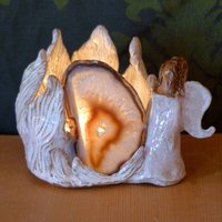 Zauberhaftes Engel Windlicht Geschenk Mit Achat Engelfigur Achatlicht Weihnachtsdekoration Schutzengel Handmodelliert Einzelstück von Keramikzauberwelt