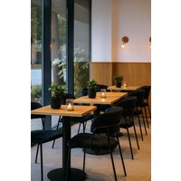 Designer Stuhl Samt Mit Metallbeinen Schwarz Designer Stuhl Samt Mit Metallbeinen Schwarz von Kernlicht