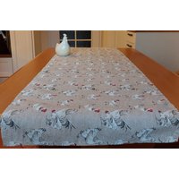 Tischläufer "Hühnerliebe" Ca. 135 X 50 cm Tischläufer "Hühnerliebe" Ca. 135 X 50 cm von KerrysNaehstube