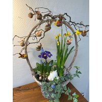 Osterhase Mit Eiern in Einer Walnussschale Osterhase Mit Eiern in Einer Walnussschale von KerstinsBastelwelt