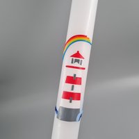 Kommunionkerze Für Junge Oder Mädchen Mit Leuchtturm Und Regenbogen Inkl. Name/Datum/Anlass von KerzenExpress