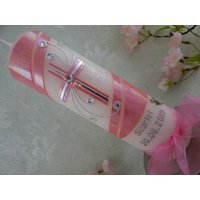 Taufkerze Für Mädchen Kreuz Rosa Irisierend Silber 250/70 Mm von KerzenOase