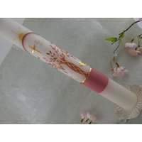 Taufkerze Lang Kommunionkerze Lebensbaum Regenbogen Baum Des Lebens Rosa Gold Wachsverziert 400/50 Mm Original Design Tkr824 von KerzenOase