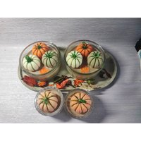 Kürbis Kerze, Herbst Pumpkin Spice Duft, Dessertkerze, Dekokerze, Homedecor, Zum Geschenk, Aus Sojawachs Kürbis Kerze, Herbst Pumpkin Spice Duft, Dessertkerze, Dekokerze, Homedecor, Zum Geschenk, Aus Sojawachs von KerzenStudioShop