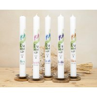 Kommunionkerze 2024 - Du Gehst Mit Alex Für Jungen Und Mädchen von Kerzenonkel