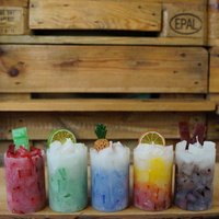 Cocktailkerze L Wachswürfelkerze Stumpenkerze Groß Bunt | Geschenk Geburtstag Handarbeit Bunte Kerze Cocktails von Kerzenwerkstatt