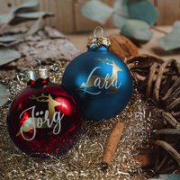 Weihnachtskugel Mit Namen + Rentier ∅ 6-8cm | Wunschmotiv Personalisiertes Geschenk Weihnachtsbaum Tannenbaumkugel Christbaumkugel von Kerzenwerkstatt