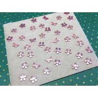 Wachs-Blüten Mini Blüten 30 Stk.+Schmetterlinge 10 Stk. Set Altrosa Perlmutt(475 Und Weinrot Perlmutt | 445 Wachs-Blüten Mini Blüten 30 Stk.+Schmetterlinge 10 Stk. Set Altrosa Perlmutt(475 Und Weinrot Perlmutt | 445 von KerzenzauberShop