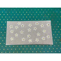 Wachs-Blüten Mini Weiß Mit Gold Spiegel Matten Punkten 20 Stk. Set Wachs-Blüten Mini Weiß Mit Gold Spiegel Matten Punkten 20 Stk. Set von KerzenzauberShop