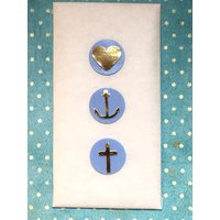 Wachs-Kreise 2cm Hellblau Mit Großem Herz, Anker, Kreuz Gold Spiegelglanz Wachs-Kreise 2cm Hellblau Mit Großem Herz, Anker, Kreuz Gold Spiegelglanz von KerzenzauberShop