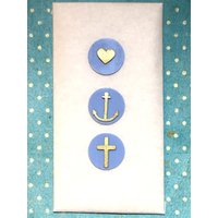 Wachs-Kreise 2cm Hellblau Mit Kleines Herz, Anker, Kreuz Gold Matt Wachs-Kreise 2cm Hellblau Mit Kleines Herz, Anker, Kreuz Gold Matt von KerzenzauberShop