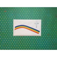 Wachs-Kreuz Silber Matt Mit Regenbogen Set Wachs-Kreuz Silber Matt Mit Regenbogen Set von KerzenzauberShop