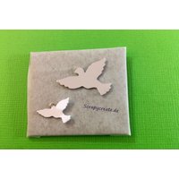 Wachs-Tauben Paar Silber Spiegelglanz Matt 2, 5+1, 5cm Set Links Schauend Wachs-Tauben Paar Silber Spiegelglanz Matt 2, 5+1, 5cm Set Links Schauend von KerzenzauberShop