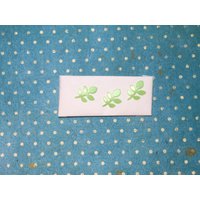 Wachs-Zweige Kommunion 1, 5x1cm Hellgrün 3 Stk Wachs-Zweige Kommunion 1, 5x1cm Hellgrün 3 Stk von KerzenzauberShop