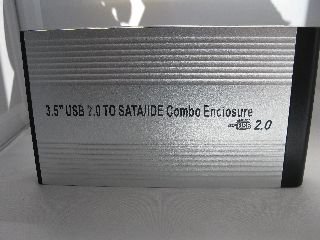 KesCom® Combo USB 2.0 IDE und S-ATA Metall GEHÄUSE ZUM EINBAU VON 3,5 Zoll SATA- (Serial ATA) UND IDE-FESTPLATTEN Hier in der Farbe Silber von KesCom