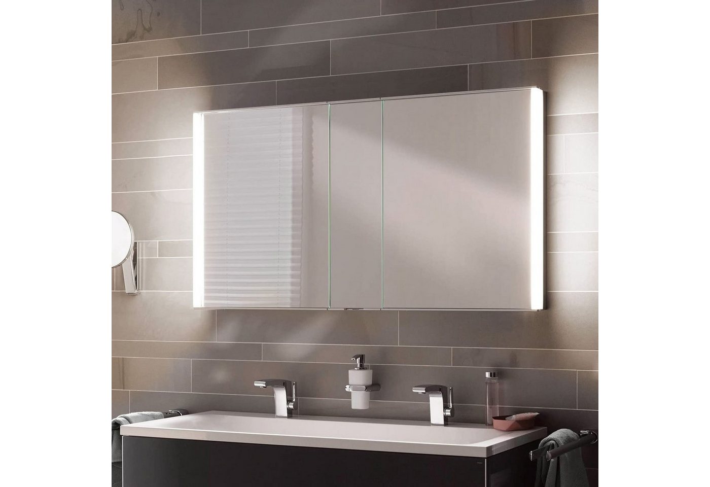 Keuco Spiegelschrank Royal Match (Badezimmerspiegelschrank mit Beleuchtung LED) mit Steckdose, dimmbar, Unterputz-Einbau, 2-türig, 120 cm von Keuco