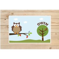Personalisierte Kinder Tischset Niedliche Eule Auf Baum, Laminiert Platzdeckchen von KidODesignStudio