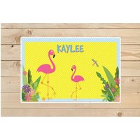 Personalisiertes-Kinder-Tischset-Flamingo Tischset - Personalisierte Geschenkidee von KidODesignStudio