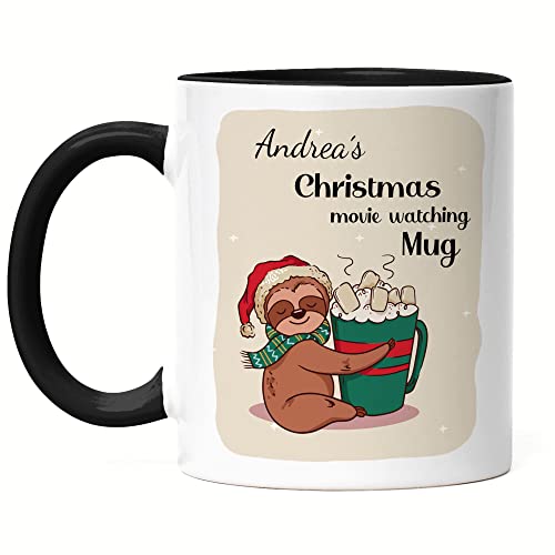 Kiddle-Design Christmas Movie Mug Weihnachtstasse Weihnachts Film Tasse Schwarz Personalisiert mit Name Kaffeetasse Lustig Faultier Sloth von Kiddle-Design