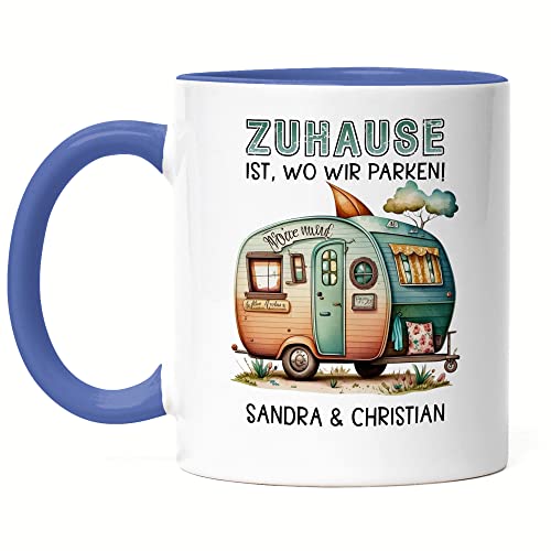 Kiddle-Design Zuhause ist wo wir Parken personalisierte Tasse Blau mit Wunschnamen Campingbecher Camper Pärchen Geschenk von Kiddle-Design