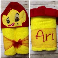 Junge Löwe Kapuzentuch/Lion Cub König Der Löwen Simba Inspiriertes Childs Pooltuch Strandtuch Junge Löwe Kapuzentuch/Lion Cub König Der Löwen Simba Inspiriertes Childs Pooltuch Strandtuch von KidsKuteKreations