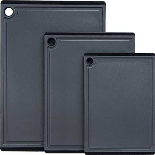 Kikcoin Kunststoff-Schneidebretter für die Küche, 3-teiliges großes Schneidebrett-Set, spülmaschinenfest, Schneidebretter mit rutschfesten Füßen und Saftrillen, Grau Kikcoin Kunststoff-Schneidebretter für die Küche, 3-teiliges großes Schneidebrett-Set, spülmaschinenfest, Schneidebretter mit rutschfesten Füßen und Saftrillen, Grau von Kikcoin