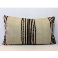 Gestreifter Kelim Lenden-Kissen-Bezug Vintage Gewebte Wolle | 40 X 72 cm von KilimSan