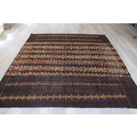 Vintage Brauner Kelim, Ethno Kelim Teppich, Boho Deko Kilim , Bestickter/7'4"x8'4" Feet N-766 von KilimToGo