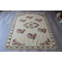 Vintage Weißer Kelim, Bestickter Kelim Teppich, Konya Karapinar Boho Teppich/5'4"x7'3" Feet N-460 von KilimToGo