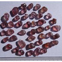 Lot Rough Malaya Granat 20, 4 Gramm, Tunduru Tansania von KilimanjaroGemstones