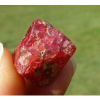 Spinel Crystal 6, 60 Gr Mahenge Tansania von KilimanjaroGemstones