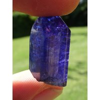 Tansanit Crystal 8.98 Gramm, Mirerani Hills Tansania von KilimanjaroGemstones