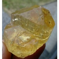 Yellow Scapolite 29.94 Gramm Gram Crystal , Mlembule Mpwapwa Tansania von KilimanjaroGemstones