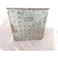 Vintage Androck Drahtkorb Locker Bin Metall Industrielle Wiederverwendung Oder #332 Aufbewahrung Rostiger Verzinkter Stahl von KimsKreations17
