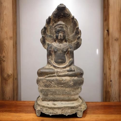 Bronze Buddha Figur sitzend mit Naga Schlange – Antike asiatische Tempelstatue aus Thailand – Handgefertigte Dekofigur im Khmer-Stil für Meditation & Zen Räume von Kinaree