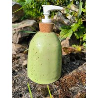 Seifenspender Keramik Von Hand Getöpfert Und Bemalt Seifenspender Keramik Von Hand Getöpfert Und Bemalt von Kindelglueck