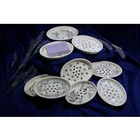 Handmade Porcelain Soap Dish/Bathroom Decoration Solid Ceramic Floral Motifs Simple Handmade Porcelain Soap Dish/Bathroom Decoration Solid Ceramic Floral Motifs Simple von Kindheitserinnerunge