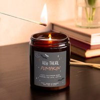 Hey There Kürbis, Personalisierte Halloween-Kerze, Apothekerkerze - Geschenke von KindredFires