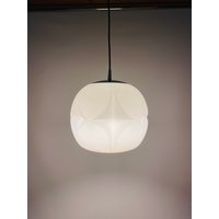 Weiße Artischocken-Pendelleuchte Xl Aus Milchglas Von Peill Und Putzler von KingsmanDesignNL