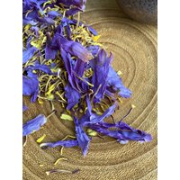 Blue Lotus - Ritual Kit -30G Organic Nymphaea Caerulea | Product Of Thailand // Blauer Crushed Flowers von KintsugiCrystals