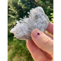 Nadelquarz Kristallstufe | Alpin von KintsugiCrystals
