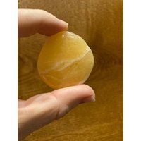 Orangencalcit Scheibenstein Orangencalcit Scheibenstein von KintsugiCrystals
