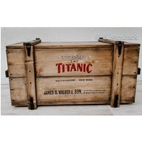 Truhe Holzkiste Frachtkiste Sitzbank Couchtisch "Titanic" Rot von KistenJack